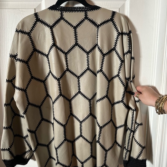 Talk of the Walk leather jacket. Sz M - Picture 2 of 8